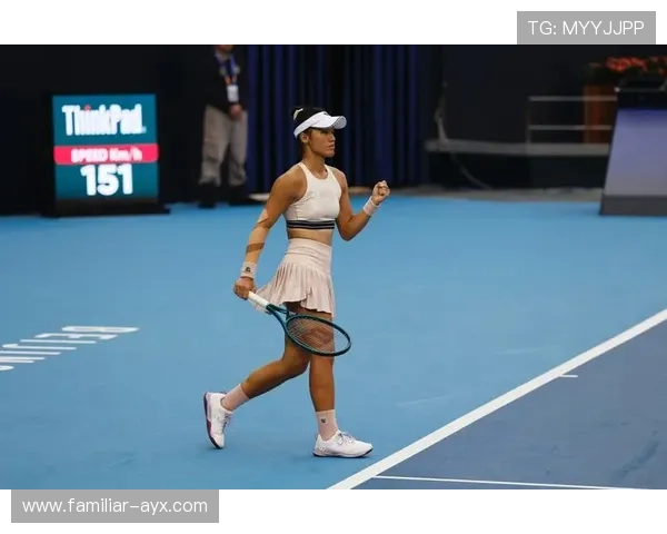 全新赛季网球大赛开幕 刷新纪录球员登场引发热烈关注